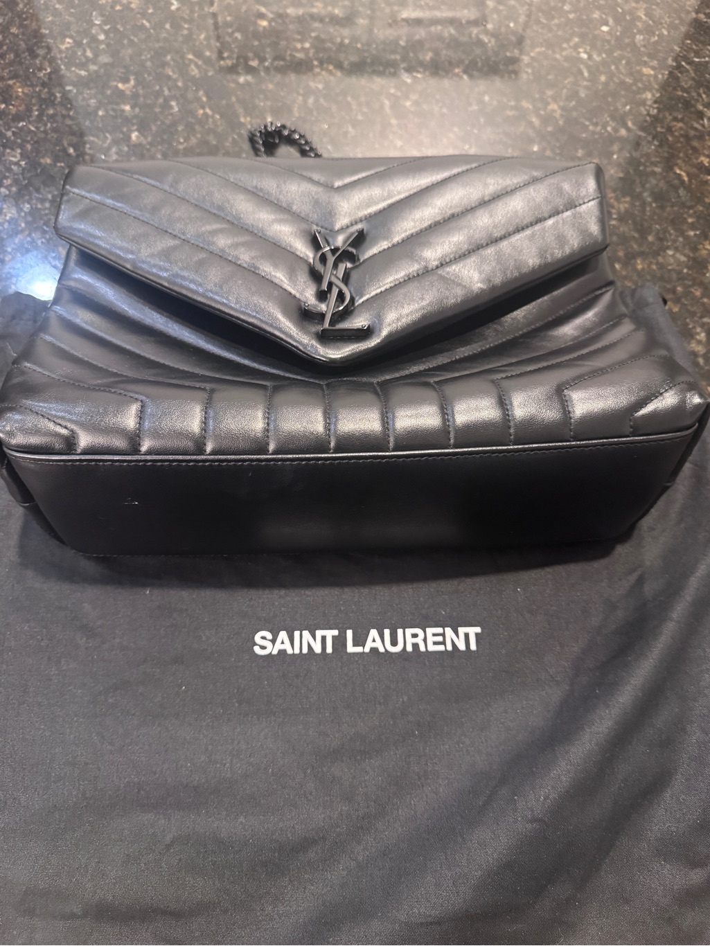 Yves Saint Laurent Ysl Black Loulou Quilted Leather Shoulder Bag (Black)